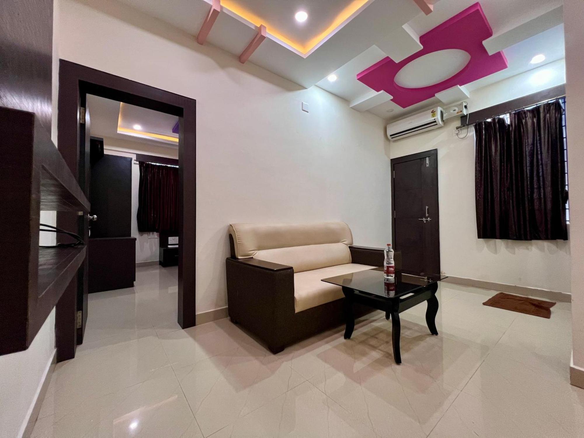 Ratna Sagar Hotel Manipal Exterior photo
